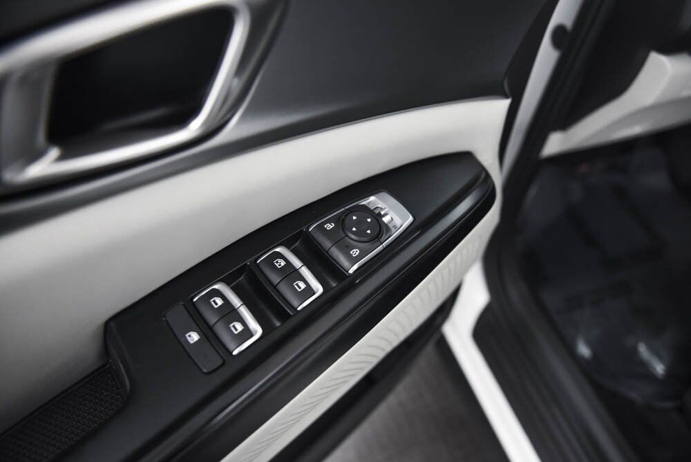 2023 Kia Carnival MPV LX Akron OH