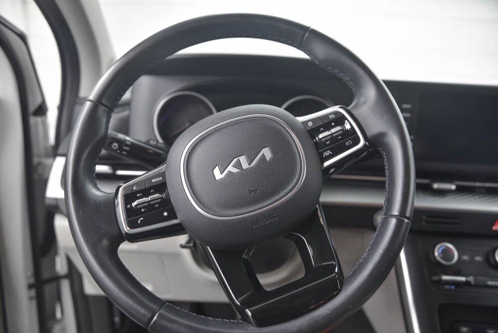 2023 Kia Carnival MPV LX Akron OH