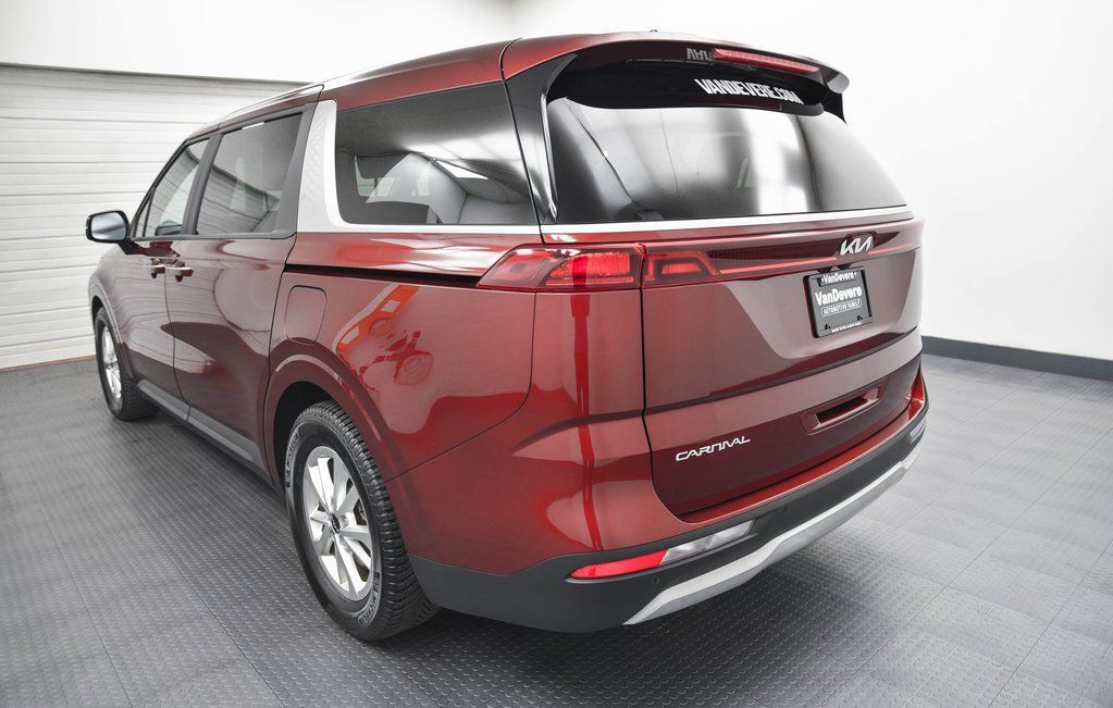 2023 Kia Carnival MPV LX Akron OH