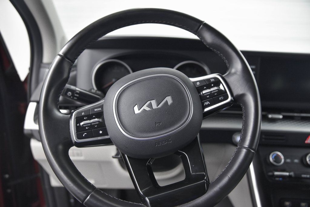 2023 Kia Carnival MPV LX Akron OH