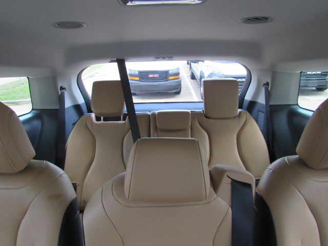 2023 Kia Carnival MPV LX Seat Package Plano TX