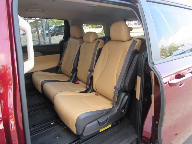 2023 Kia Carnival MPV LX Seat Package Plano TX