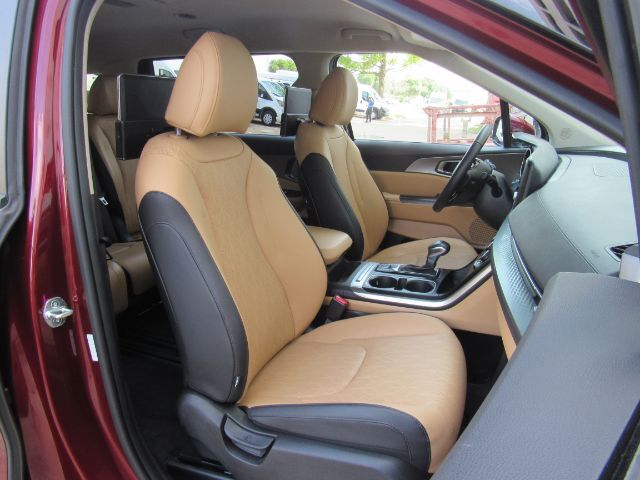 2023 Kia Carnival MPV LX Seat Package Plano TX