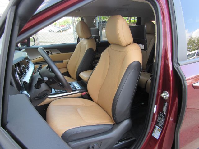 2023 Kia Carnival MPV LX Seat Package Plano TX