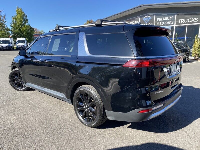 2023 Kia Carnival SX