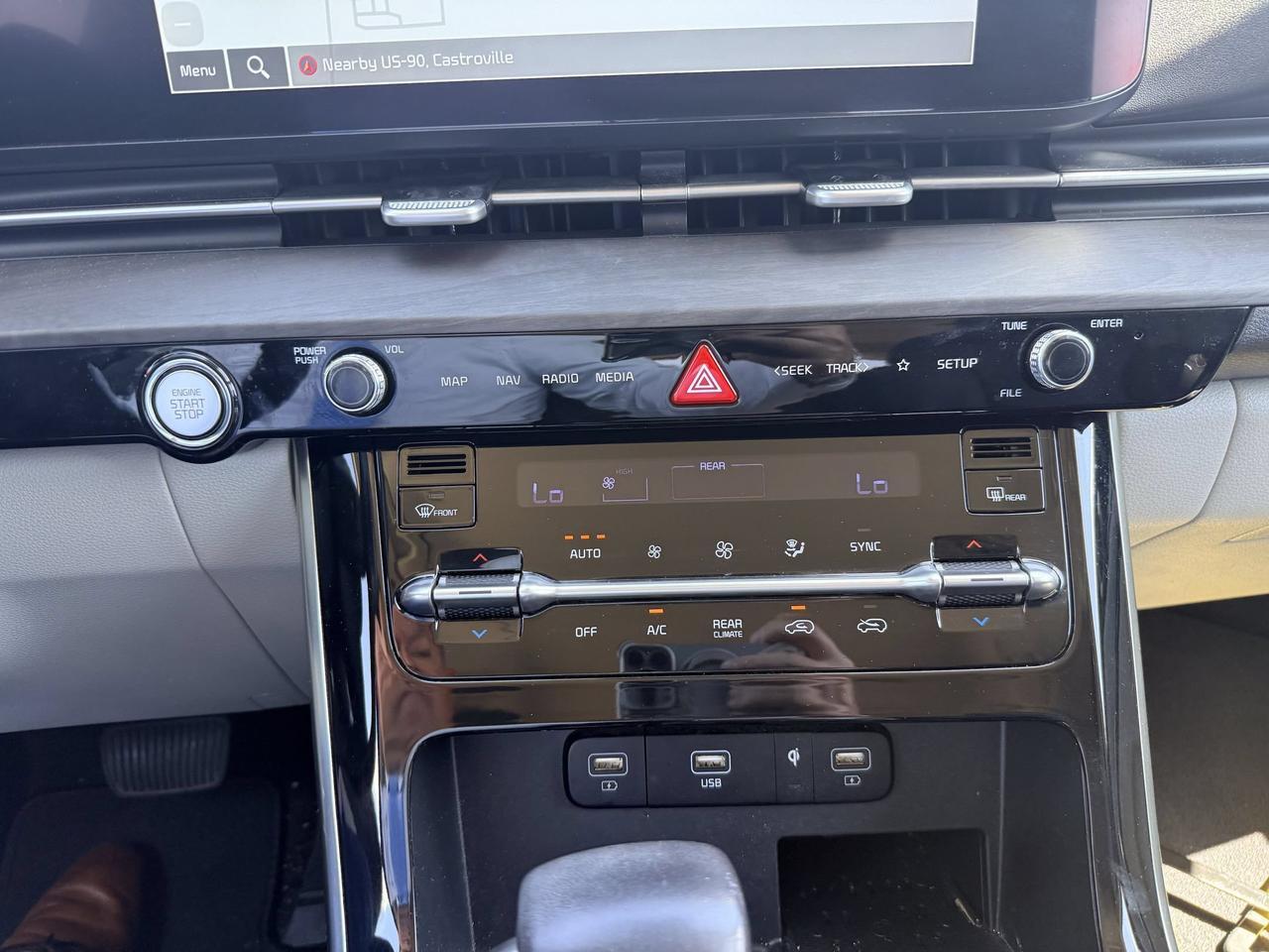 2023 Kia Carnival SX Castroville TX