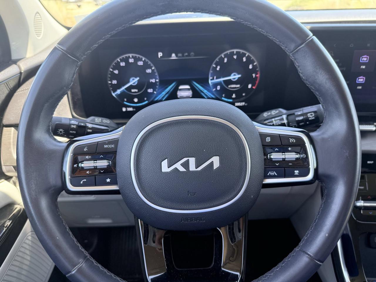 2023 Kia Carnival SX Castroville TX