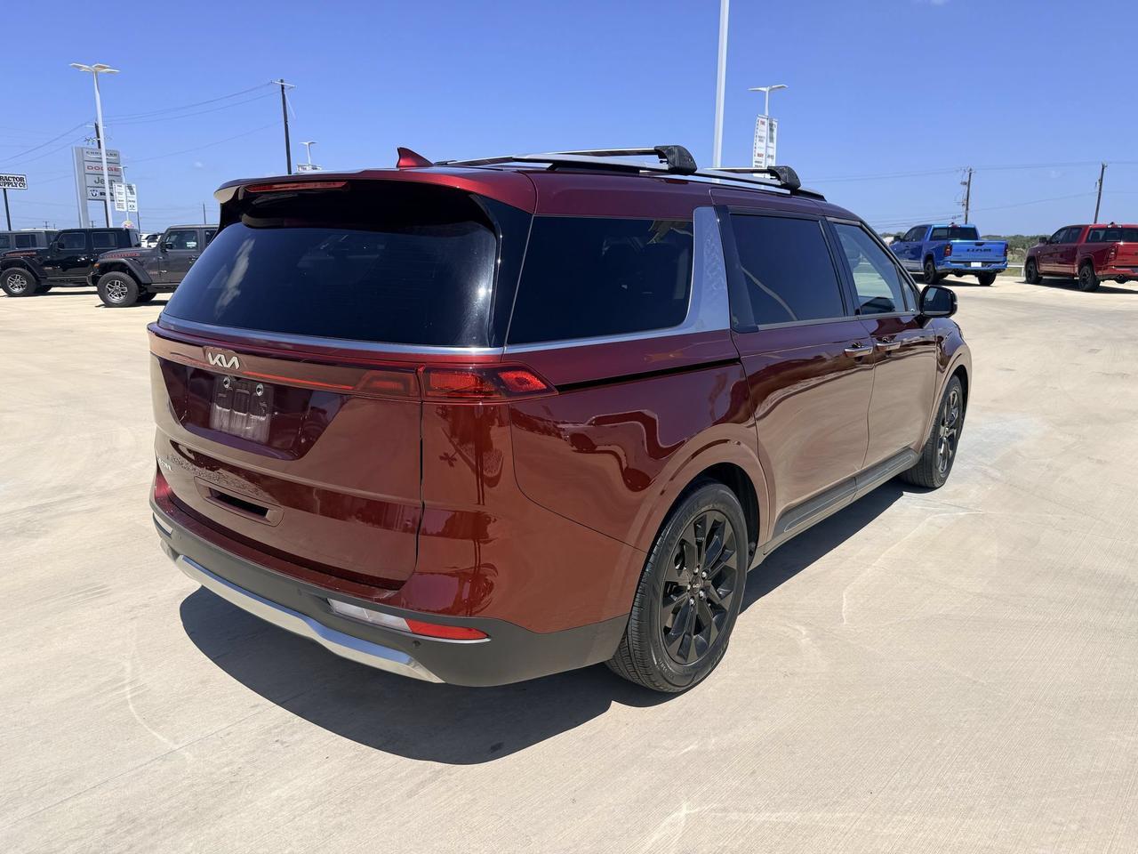 2023 Kia Carnival SX Castroville TX