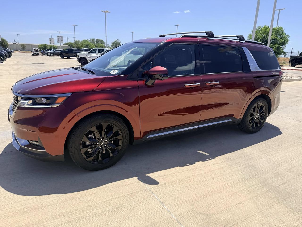 2023 Kia Carnival SX Castroville TX