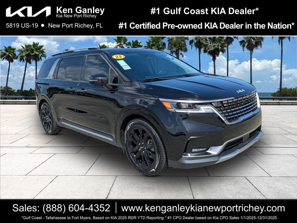 2023 Kia Carnival SX