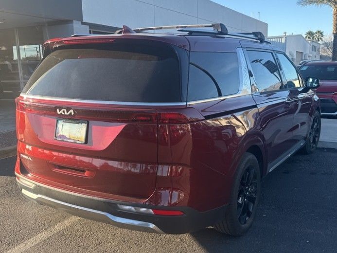 2023 Kia Carnival SX