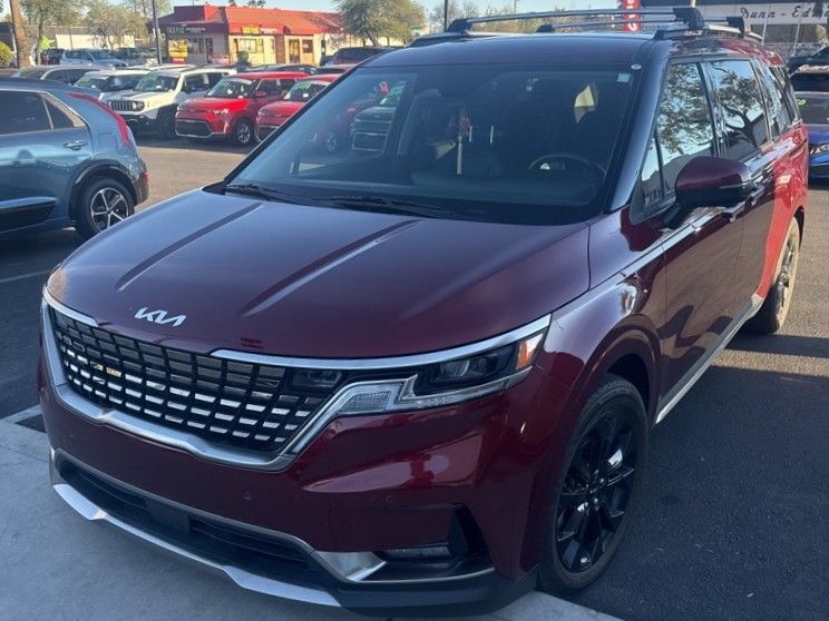 2023 Kia Carnival SX