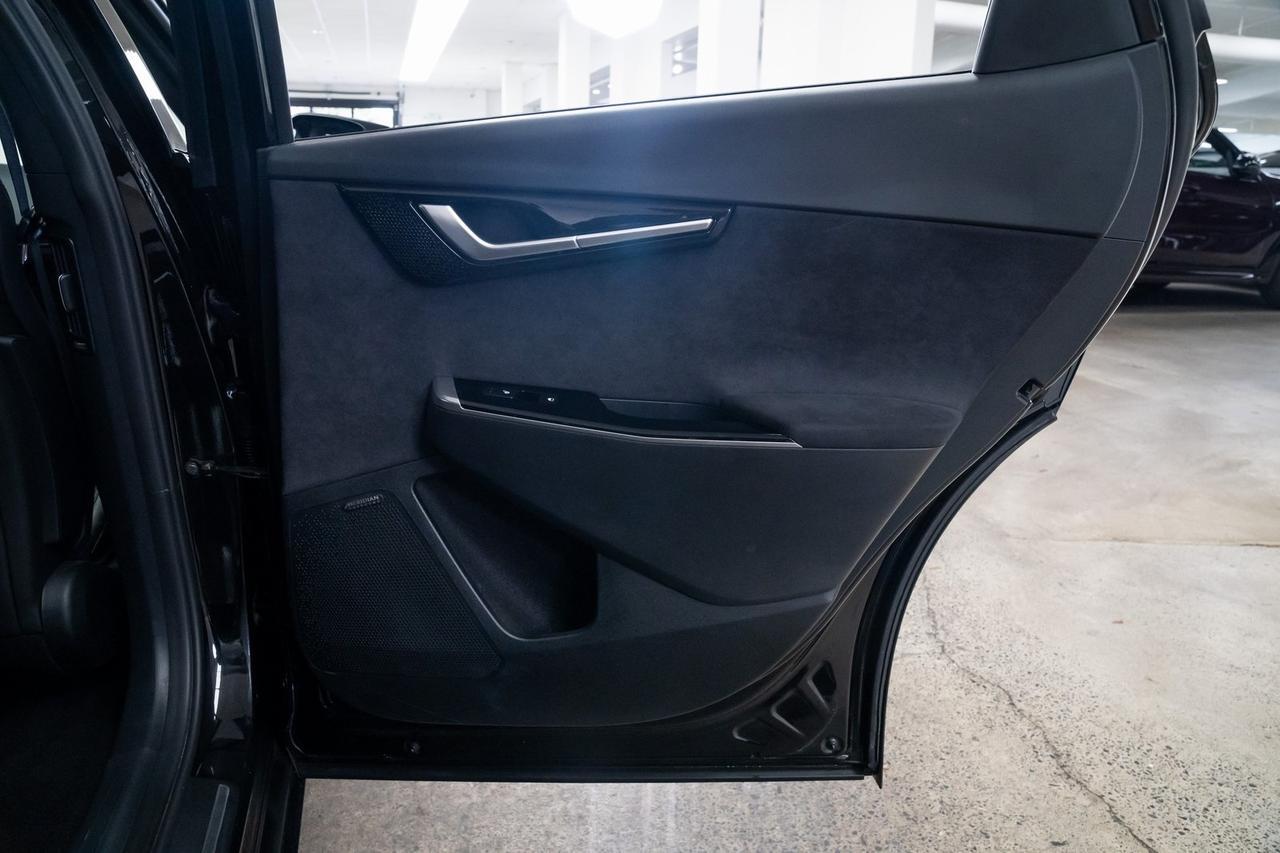 2023 Kia EV6 GT 1 Owner Heated Seats Panoramic Roof Portland OR