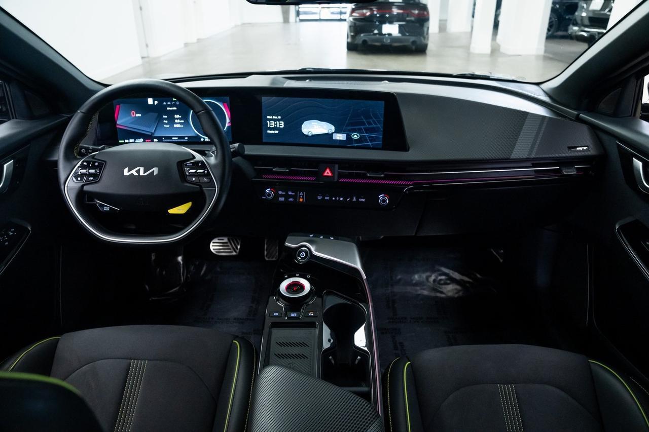 2023 Kia EV6 GT 1 Owner Heated Seats Panoramic Roof Portland OR