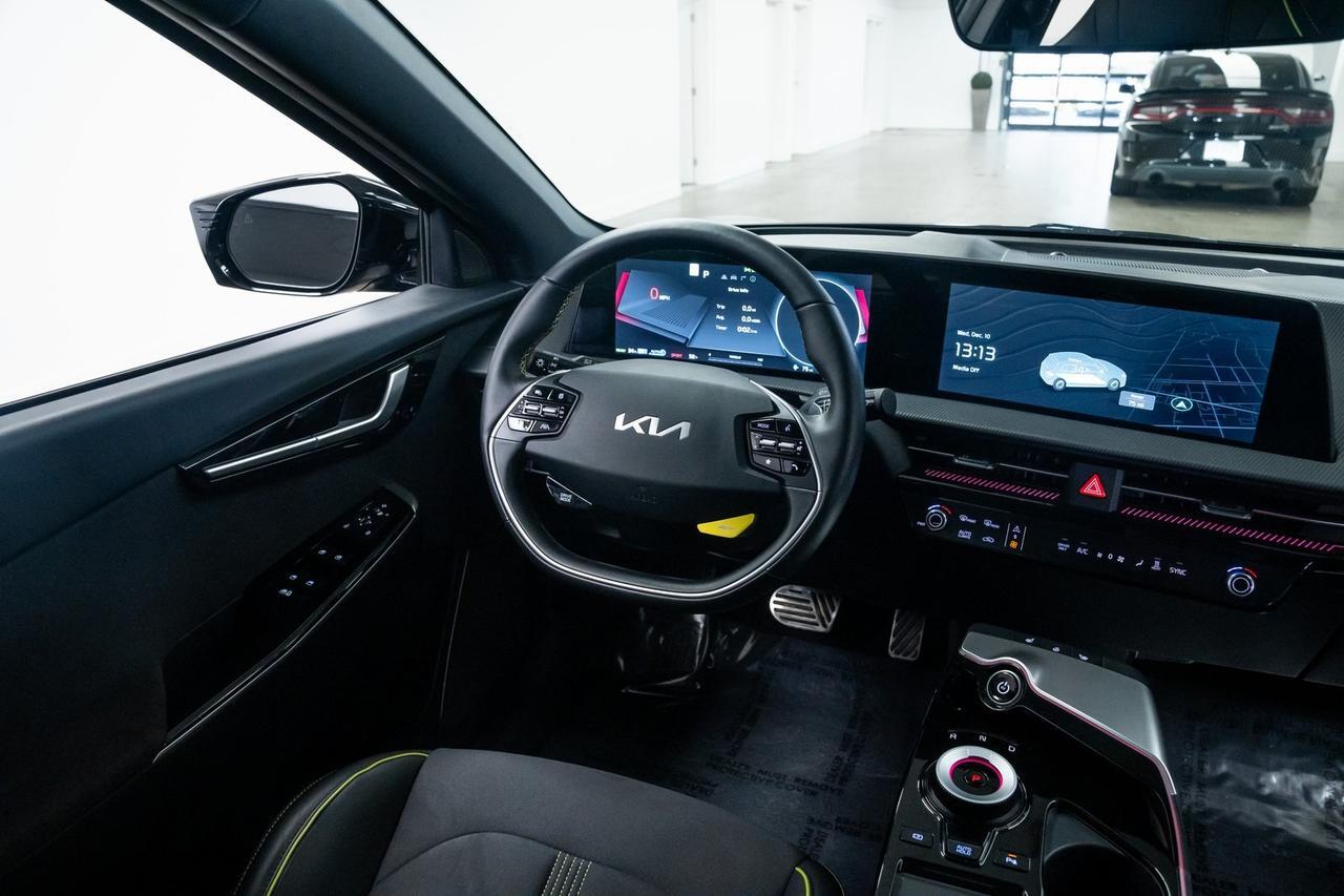 2023 Kia EV6 GT 1 Owner Heated Seats Panoramic Roof Portland OR