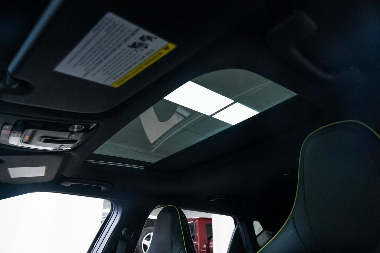 2023 Kia EV6 GT 1 Owner Heated Seats Panoramic Roof Portland OR