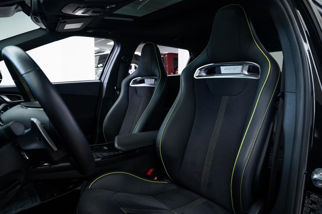 2023 Kia EV6 GT 1 Owner Heated Seats Panoramic Roof Portland OR