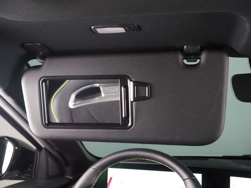 2023 Kia EV6 GT AWD *HEADS-UP DISPLAY, NAVIGATION, ADAPTIVE CRUISE, SAFETY ALERTS, 360 VIEW CAMERAS, MOONROOF, HEATED SPORT SEATS/STEERING, REMOTE PARKING, MERIDIAN AUDIO, WIRELESS CHARGING, ANDROID & APPLE Round Rock TX