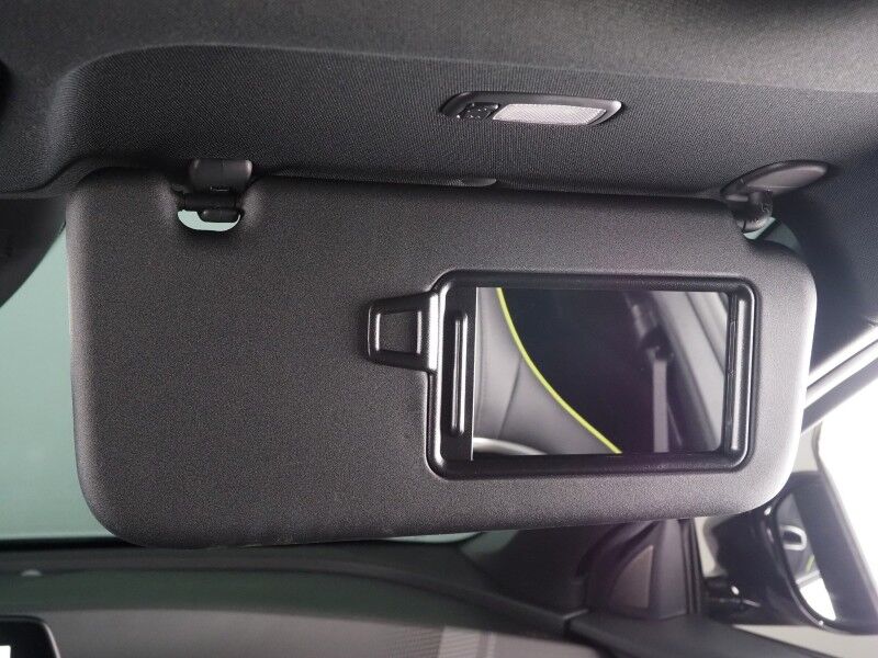 2023 Kia EV6 GT AWD *HEADS-UP DISPLAY, NAVIGATION, ADAPTIVE CRUISE, SAFETY ALERTS, 360 VIEW CAMERAS, MOONROOF, HEATED SPORT SEATS/STEERING, REMOTE PARKING, MERIDIAN AUDIO, WIRELESS CHARGING, ANDROID & APPLE Round Rock TX