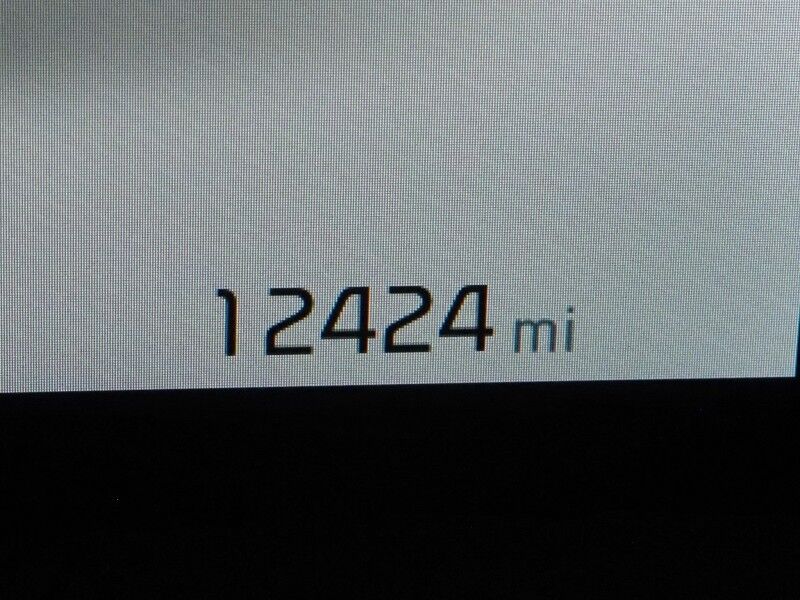 2023 Kia EV6 GT AWD *HEADS-UP DISPLAY, NAVIGATION, ADAPTIVE CRUISE, SAFETY ALERTS, 360 VIEW CAMERAS, MOONROOF, HEATED SPORT SEATS/STEERING, REMOTE PARKING, MERIDIAN AUDIO, WIRELESS CHARGING, ANDROID & APPLE Round Rock TX