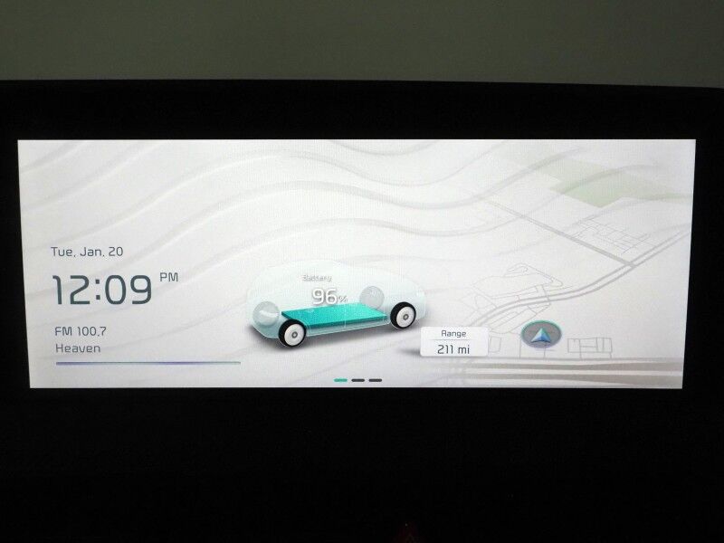 2023 Kia EV6 GT AWD *HEADS-UP DISPLAY, NAVIGATION, ADAPTIVE CRUISE, SAFETY ALERTS, 360 VIEW CAMERAS, MOONROOF, HEATED SPORT SEATS/STEERING, REMOTE PARKING, MERIDIAN AUDIO, WIRELESS CHARGING, ANDROID & APPLE Round Rock TX