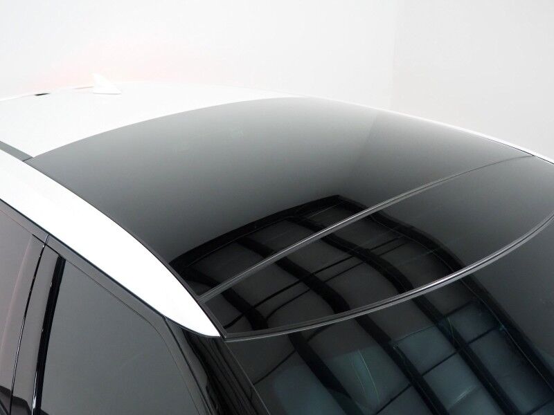 2023 Kia EV6 GT AWD *HEADS-UP DISPLAY, NAVIGATION, ADAPTIVE CRUISE, SAFETY ALERTS, 360 VIEW CAMERAS, MOONROOF, HEATED SPORT SEATS/STEERING, REMOTE PARKING, MERIDIAN AUDIO, WIRELESS CHARGING, ANDROID & APPLE Round Rock TX