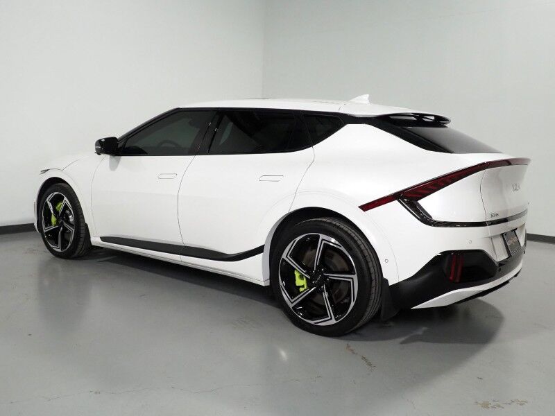 2023 Kia EV6 GT AWD *HEADS-UP DISPLAY, NAVIGATION, ADAPTIVE CRUISE, SAFETY ALERTS, 360 VIEW CAMERAS, MOONROOF, HEATED SPORT SEATS/STEERING, REMOTE PARKING, MERIDIAN AUDIO, WIRELESS CHARGING, ANDROID & APPLE Round Rock TX