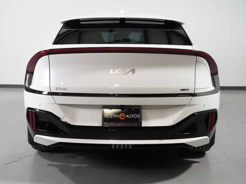 2023 Kia EV6 GT AWD *HEADS-UP DISPLAY, NAVIGATION, ADAPTIVE CRUISE, SAFETY ALERTS, 360 VIEW CAMERAS, MOONROOF, HEATED SPORT SEATS/STEERING, REMOTE PARKING, MERIDIAN AUDIO, WIRELESS CHARGING, ANDROID & APPLE Round Rock TX