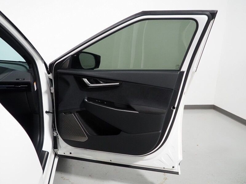 2023 Kia EV6 GT AWD *HEADS-UP DISPLAY, NAVIGATION, ADAPTIVE CRUISE, SAFETY ALERTS, 360 VIEW CAMERAS, MOONROOF, HEATED SPORT SEATS/STEERING, REMOTE PARKING, MERIDIAN AUDIO, WIRELESS CHARGING, ANDROID & APPLE Round Rock TX