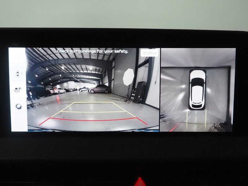 2023 Kia EV6 GT AWD *HEADS-UP DISPLAY, NAVIGATION, ADAPTIVE CRUISE, SAFETY ALERTS, 360 VIEW CAMERAS, MOONROOF, HEATED SPORT SEATS/STEERING, REMOTE PARKING, MERIDIAN AUDIO, WIRELESS CHARGING, ANDROID & APPLE Round Rock TX