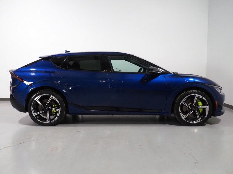 2023 Kia EV6 GT AWD *HEADS-UP DISPLAY, NAVIGATION, ADAPTIVE CRUISE, SAFETY ALERTS, 360 VIEW CAMERAS, MOONROOF, HEATED SPORT SEATS/STEERING, REMOTE PARKING, MERIDIAN AUDIO, WIRELESS CHARGING, ANDROID & APPLE Round Rock TX