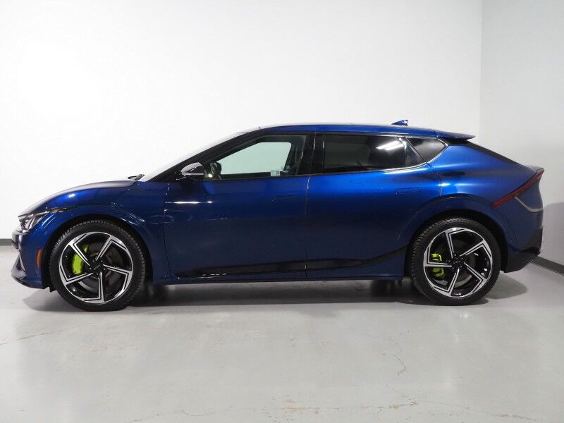 2023 Kia EV6 GT AWD *HEADS-UP DISPLAY, NAVIGATION, ADAPTIVE CRUISE, SAFETY ALERTS, 360 VIEW CAMERAS, MOONROOF, HEATED SPORT SEATS/STEERING, REMOTE PARKING, MERIDIAN AUDIO, WIRELESS CHARGING, ANDROID & APPLE Round Rock TX