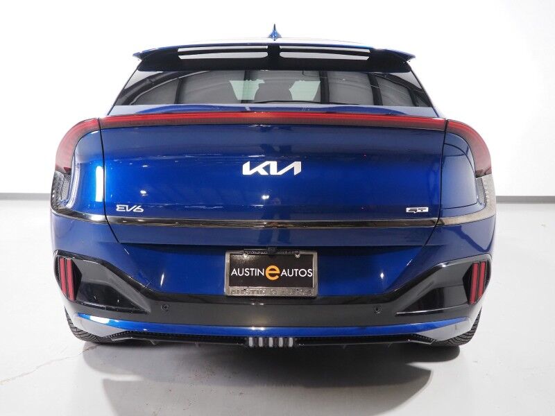 2023 Kia EV6 GT AWD *HEADS-UP DISPLAY, NAVIGATION, ADAPTIVE CRUISE, SAFETY ALERTS, 360 VIEW CAMERAS, MOONROOF, HEATED SPORT SEATS/STEERING, REMOTE PARKING, MERIDIAN AUDIO, WIRELESS CHARGING, ANDROID & APPLE Round Rock TX