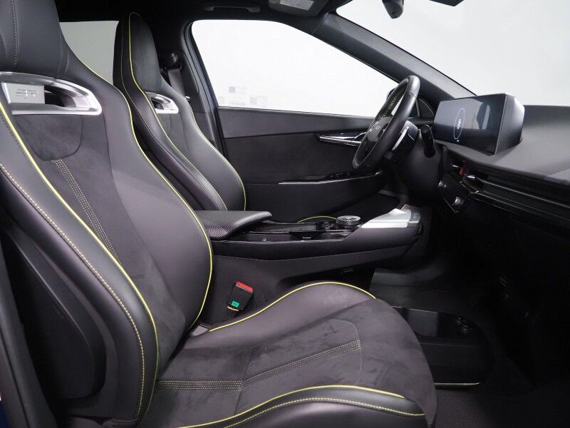 2023 Kia EV6 GT AWD *HEADS-UP DISPLAY, NAVIGATION, ADAPTIVE CRUISE, SAFETY ALERTS, 360 VIEW CAMERAS, MOONROOF, HEATED SPORT SEATS/STEERING, REMOTE PARKING, MERIDIAN AUDIO, WIRELESS CHARGING, ANDROID & APPLE Round Rock TX