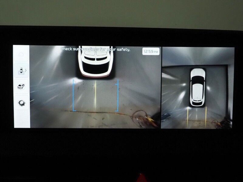 2023 Kia EV6 GT AWD *HEADS-UP DISPLAY, NAVIGATION, ADAPTIVE CRUISE, SAFETY ALERTS, 360 VIEW CAMERAS, MOONROOF, HEATED SPORT SEATS/STEERING, REMOTE PARKING, MERIDIAN AUDIO, WIRELESS CHARGING, ANDROID & APPLE Round Rock TX