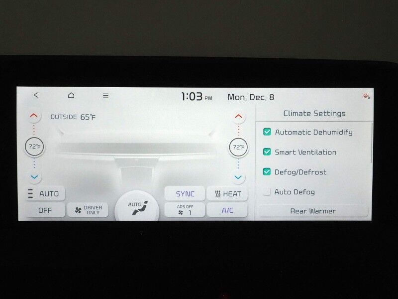 2023 Kia EV6 GT AWD *HEADS-UP DISPLAY, NAVIGATION, ADAPTIVE CRUISE, SAFETY ALERTS, 360 VIEW CAMERAS, MOONROOF, HEATED SPORT SEATS/STEERING, REMOTE PARKING, MERIDIAN AUDIO, WIRELESS CHARGING, ANDROID & APPLE Round Rock TX