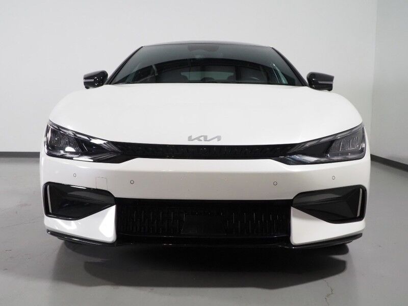 2023 Kia EV6 GT AWD *HEADS-UP DISPLAY, NAVIGATION, ADAPTIVE CRUISE, SAFETY ALERTS, 360 VIEW CAMERAS, MOONROOF, HEATED SPORT SEATS/STEERING, REMOTE PARKING, MERIDIAN AUDIO, WIRELESS CHARGING, ANDROID & APPLE Round Rock TX