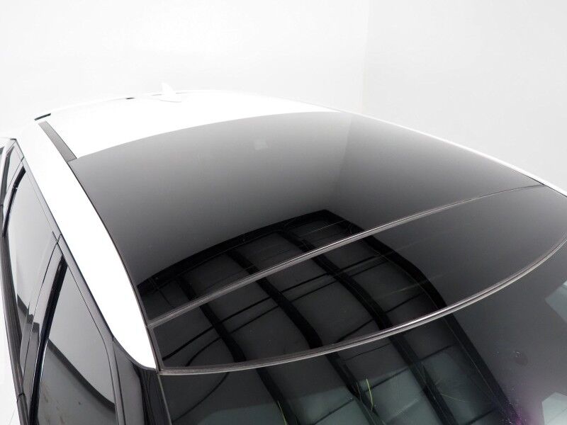 2023 Kia EV6 GT AWD *HEADS-UP DISPLAY, NAVIGATION, ADAPTIVE CRUISE, SAFETY ALERTS, 360 VIEW CAMERAS, MOONROOF, HEATED SPORT SEATS/STEERING, REMOTE PARKING, MERIDIAN AUDIO, WIRELESS CHARGING, ANDROID & APPLE Round Rock TX