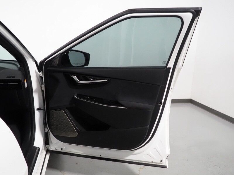 2023 Kia EV6 GT AWD *HEADS-UP DISPLAY, NAVIGATION, ADAPTIVE CRUISE, SAFETY ALERTS, 360 VIEW CAMERAS, MOONROOF, HEATED SPORT SEATS/STEERING, REMOTE PARKING, MERIDIAN AUDIO, WIRELESS CHARGING, ANDROID & APPLE Round Rock TX