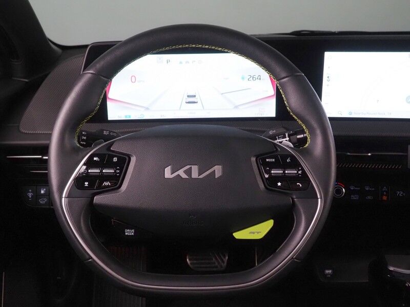 2023 Kia EV6 GT AWD *HEADS-UP DISPLAY, NAVIGATION, ADAPTIVE CRUISE, SAFETY ALERTS, 360 VIEW CAMERAS, MOONROOF, HEATED SPORT SEATS/STEERING, REMOTE PARKING, MERIDIAN AUDIO, WIRELESS CHARGING, ANDROID & APPLE Round Rock TX