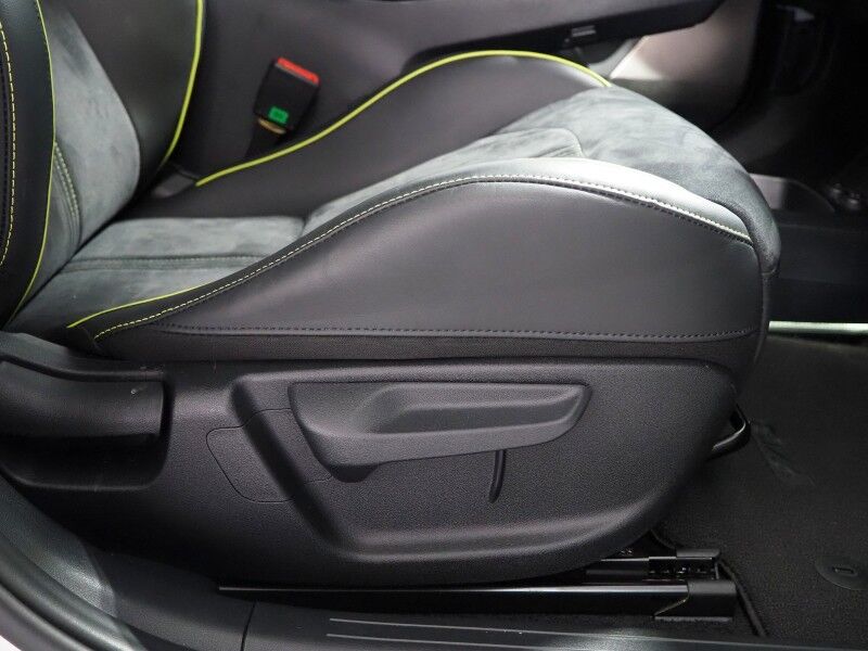 2023 Kia EV6 GT AWD *HEADS-UP DISPLAY, NAVIGATION, ADAPTIVE CRUISE, SAFETY ALERTS, 360 VIEW CAMERAS, MOONROOF, HEATED SPORT SEATS/STEERING, REMOTE PARKING, MERIDIAN AUDIO, WIRELESS CHARGING, ANDROID & APPLE Round Rock TX