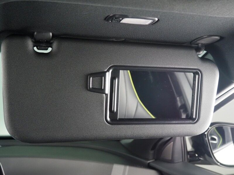 2023 Kia EV6 GT AWD *HEADS-UP DISPLAY, NAVIGATION, ADAPTIVE CRUISE, SAFETY ALERTS, 360 VIEW CAMERAS, MOONROOF, HEATED SPORT SEATS/STEERING, REMOTE PARKING, MERIDIAN AUDIO, WIRELESS CHARGING, ANDROID & APPLE Round Rock TX