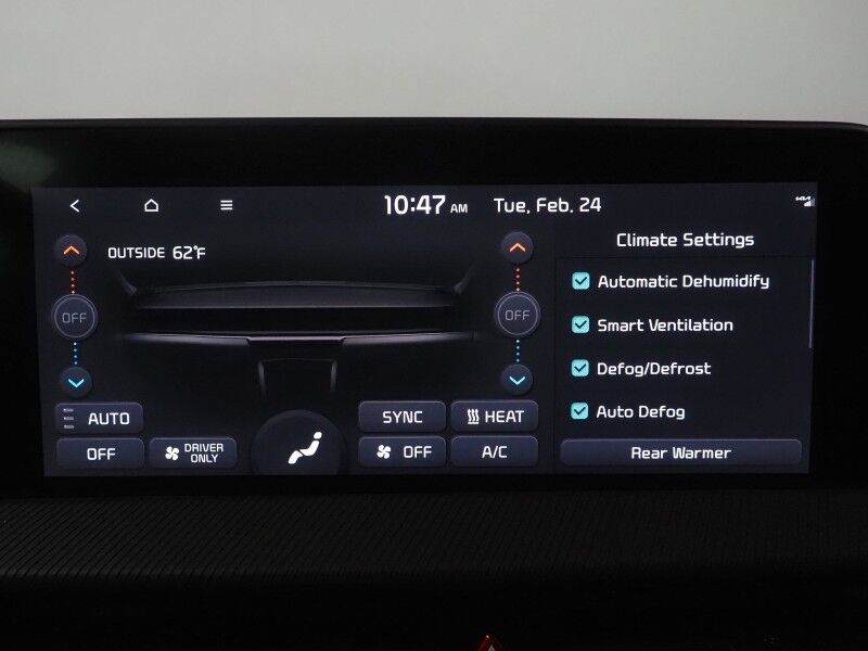 2023 Kia EV6 GT AWD *HEADS-UP DISPLAY, NAVIGATION, ADAPTIVE CRUISE, SAFETY ALERTS, 360 VIEW CAMERAS, MOONROOF, HEATED SPORT SEATS/STEERING, REMOTE PARKING, MERIDIAN AUDIO, WIRELESS CHARGING, ANDROID & APPLE Round Rock TX