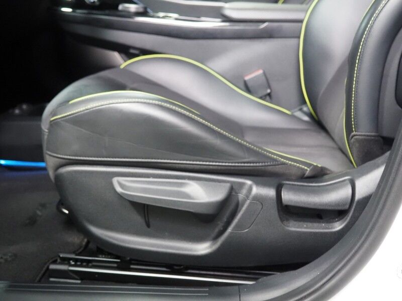 2023 Kia EV6 GT AWD *HEADS-UP DISPLAY, NAVIGATION, ADAPTIVE CRUISE, SAFETY ALERTS, 360 VIEW CAMERAS, MOONROOF, HEATED SPORT SEATS/STEERING, REMOTE PARKING, MERIDIAN AUDIO, WIRELESS CHARGING, ANDROID & APPLE Round Rock TX