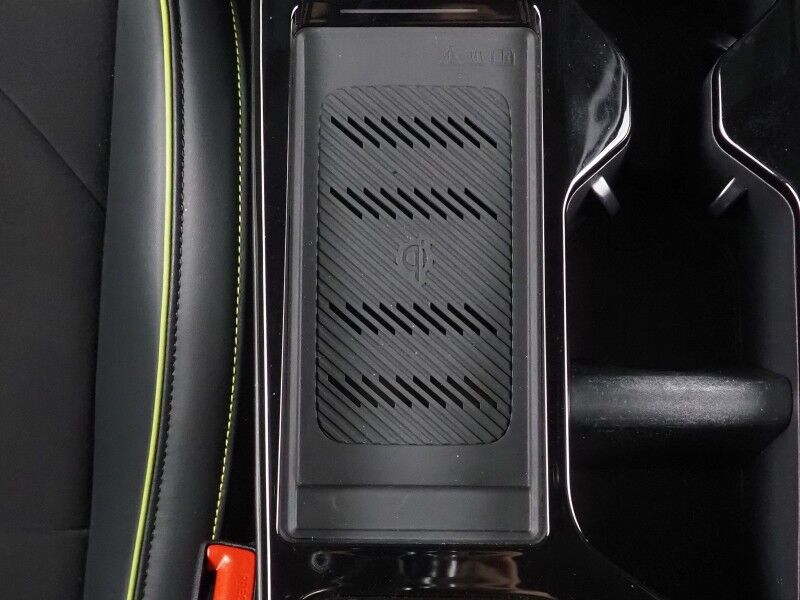 2023 Kia EV6 GT AWD *HEADS-UP DISPLAY, NAVIGATION, ADAPTIVE CRUISE, SAFETY ALERTS, 360 VIEW CAMERAS, MOONROOF, HEATED SPORT SEATS/STEERING, REMOTE PARKING, MERIDIAN AUDIO, WIRELESS CHARGING, ANDROID & APPLE Round Rock TX