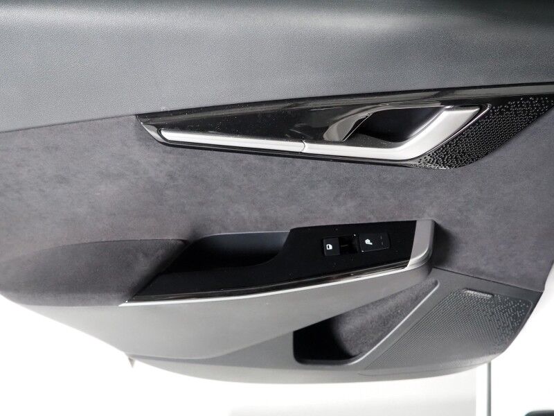 2023 Kia EV6 GT AWD *HEADS-UP DISPLAY, NAVIGATION, ADAPTIVE CRUISE, SAFETY ALERTS, 360 VIEW CAMERAS, MOONROOF, HEATED SPORT SEATS/STEERING, REMOTE PARKING, MERIDIAN AUDIO, WIRELESS CHARGING, ANDROID & APPLE Round Rock TX