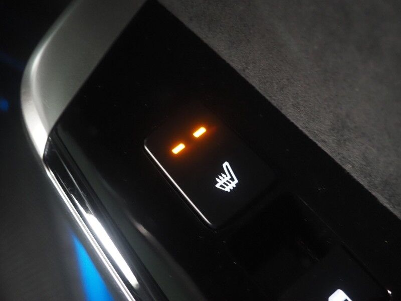 2023 Kia EV6 GT AWD *HEADS-UP DISPLAY, NAVIGATION, ADAPTIVE CRUISE, SAFETY ALERTS, 360 VIEW CAMERAS, MOONROOF, HEATED SPORT SEATS/STEERING, REMOTE PARKING, MERIDIAN AUDIO, WIRELESS CHARGING, APPLE CARPLAY Round Rock TX