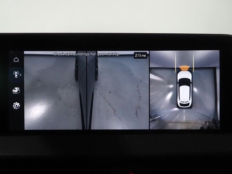 2023 Kia EV6 GT AWD *HEADS-UP DISPLAY, NAVIGATION, ADAPTIVE CRUISE, SAFETY ALERTS, 360 VIEW CAMERAS, MOONROOF, HEATED SPORT SEATS/STEERING, REMOTE PARKING, MERIDIAN AUDIO, WIRELESS CHARGING, APPLE CARPLAY Round Rock TX