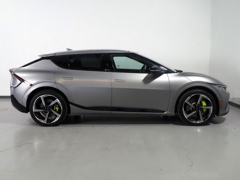 2023 Kia EV6 GT AWD *HEADS-UP DISPLAY, NAVIGATION, ADAPTIVE CRUISE, SAFETY ALERTS, 360 VIEW CAMERAS, MOONROOF, HEATED SPORT SEATS/STEERING, REMOTE PARKING, MERIDIAN AUDIO, WIRELESS CHARGING, APPLE CARPLAY Round Rock TX