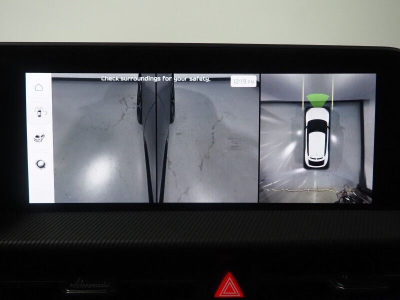 2023 Kia EV6 GT AWD *HEADS-UP DISPLAY, NAVIGATION, ADAPTIVE CRUISE, SAFETY ALERTS, 360 VIEW CAMERAS, MOONROOF, HEATED SPORT SEATS/STEERING, REMOTE PARKING, MERIDIAN AUDIO, WIRELESS CHARGING, APPLE CARPLAY Round Rock TX